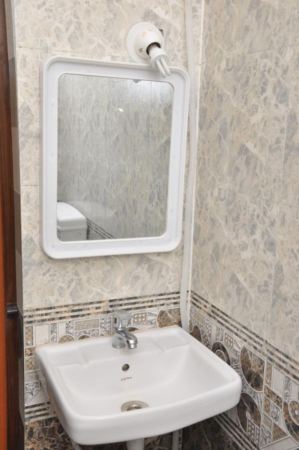 Addhuri Comforts Inn Maisur Dış mekan fotoğraf