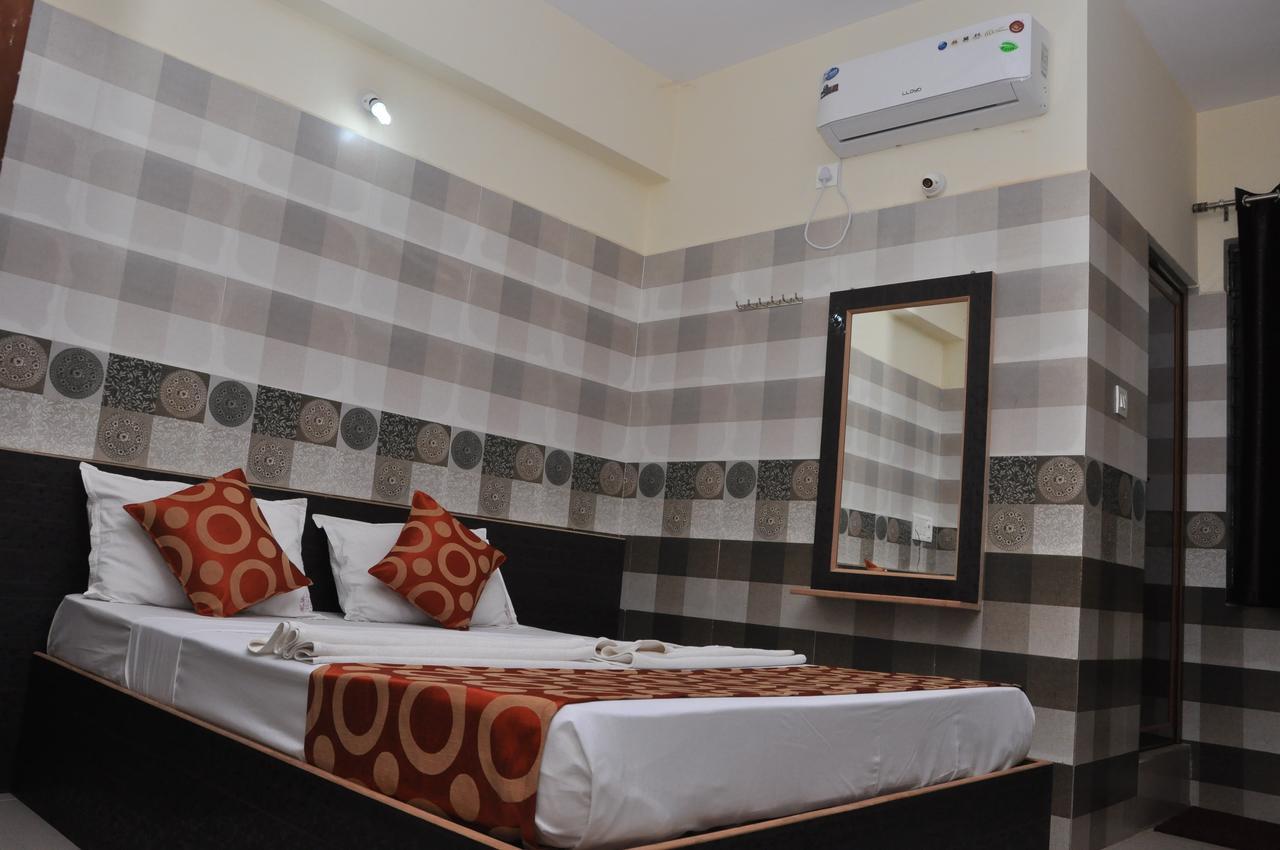 Addhuri Comforts Inn Maisur Dış mekan fotoğraf